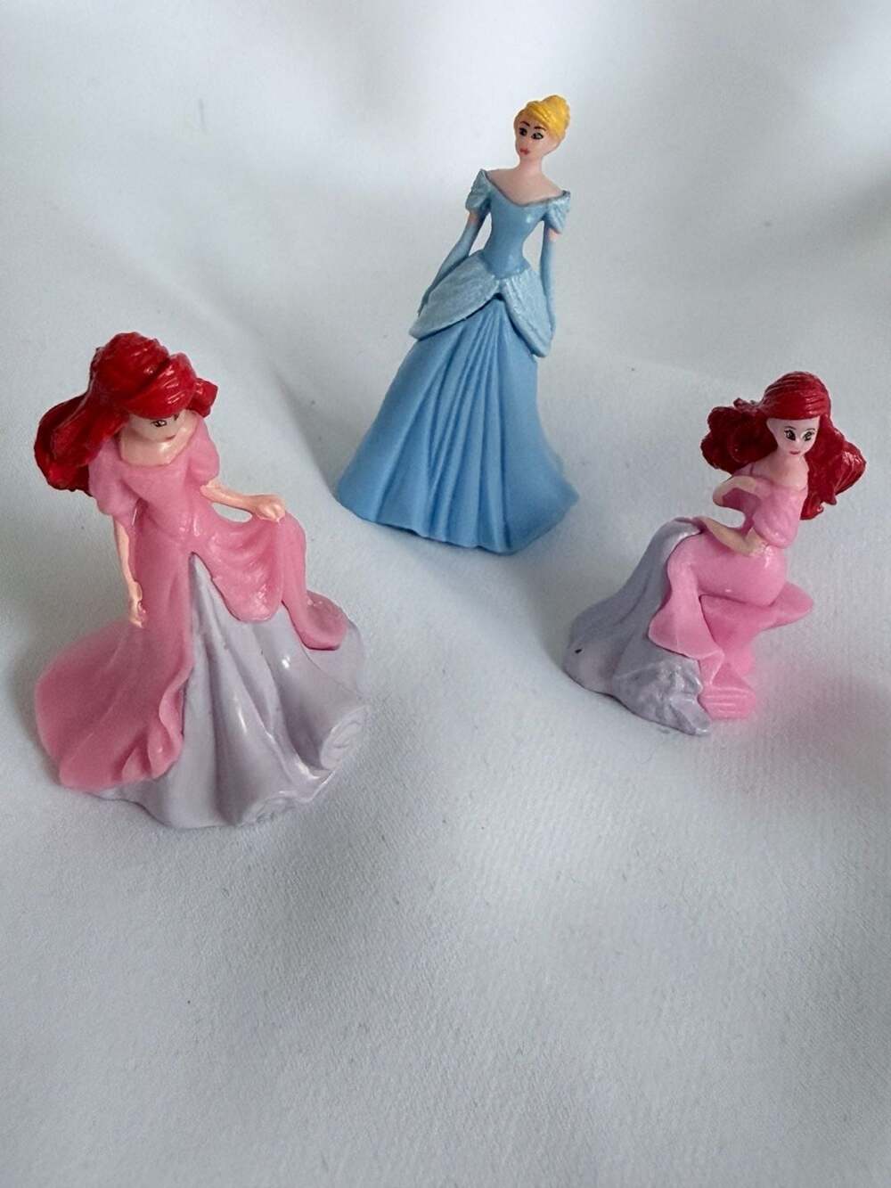 Disney micro Princess Plastic Figures Lot of 3 Ariel and Cinderella Cake Toppers